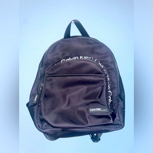 Calvin Klein backpack vacation bag travel bag theme park bag gym bag daily bag - Picture 1 of 12